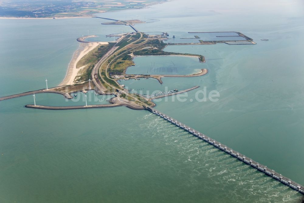 Luftbild Oosterschelde - Oosterschelde-Sturmflutwehr in den Niederlanden