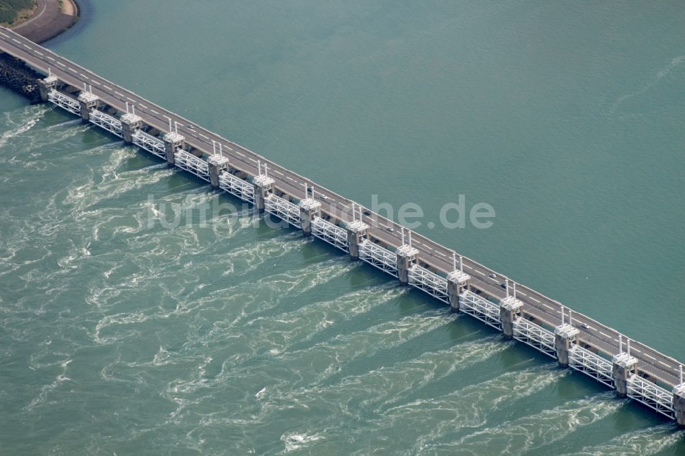 Luftaufnahme Oosterschelde - Oosterschelde-Sturmflutwehr in den Niederlanden