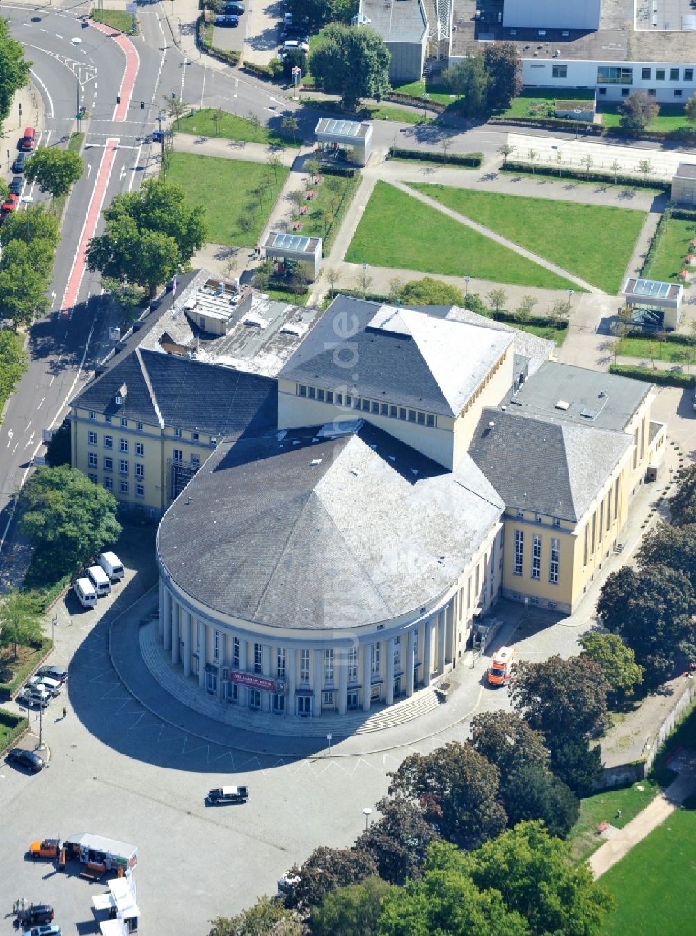 Luftaufnahme Saarbrücken - Opernhaus Saarländisches Staatstheater in Saarbrücken im Bundesland Saarland, Deutschland