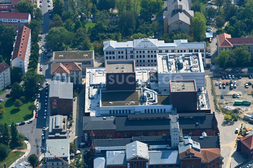 Luftaufnahme Dresden - Opernhaus Staatsoperette Dresden in Dresden im Bundesland Sachsen, Deutschland