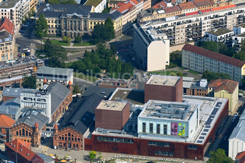 Dresden aus der Vogelperspektive: Opernhaus Staatsoperette Dresden in Dresden im Bundesland Sachsen, Deutschland