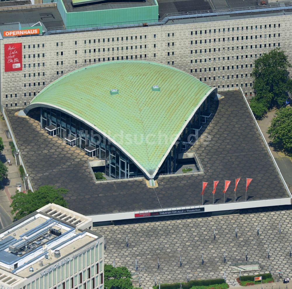 Dortmund aus der Vogelperspektive: Opernhaus und Theater am Theaterkarree in Dortmund im Bundesland Nordrhein-Westfalen NRW