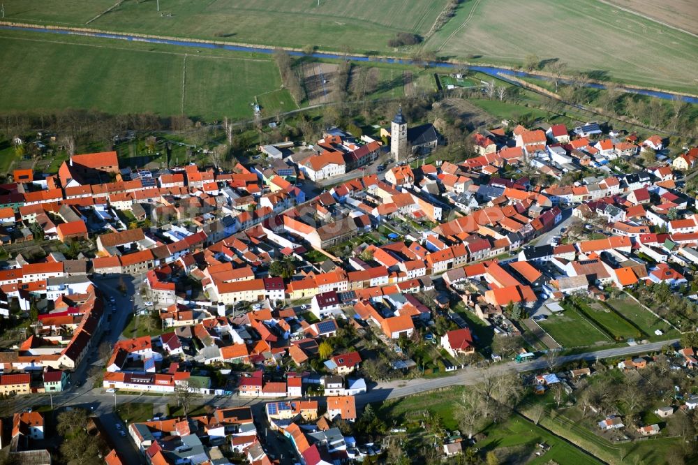 Gebesee aus der Vogelperspektive: Orts- Teilansicht der Gemeinde Gebesee im Bundesland Thüringen, Deutschland