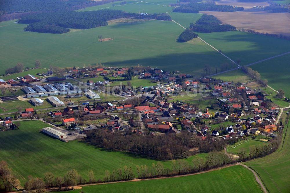 Luftaufnahme Stegelitz - Orts- Zentrum von Stegelitz im Bundesland Sachsen-Anhalt