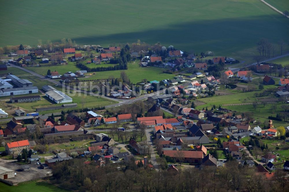 Stegelitz von oben - Orts- Zentrum von Stegelitz im Bundesland Sachsen-Anhalt