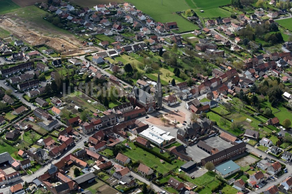 Ablain-Saint-Nazaire aus der Vogelperspektive: Ortsansicht in Ablain-Saint-Nazaire in Nord-Pas-de-Calais Picardie, Frankreich