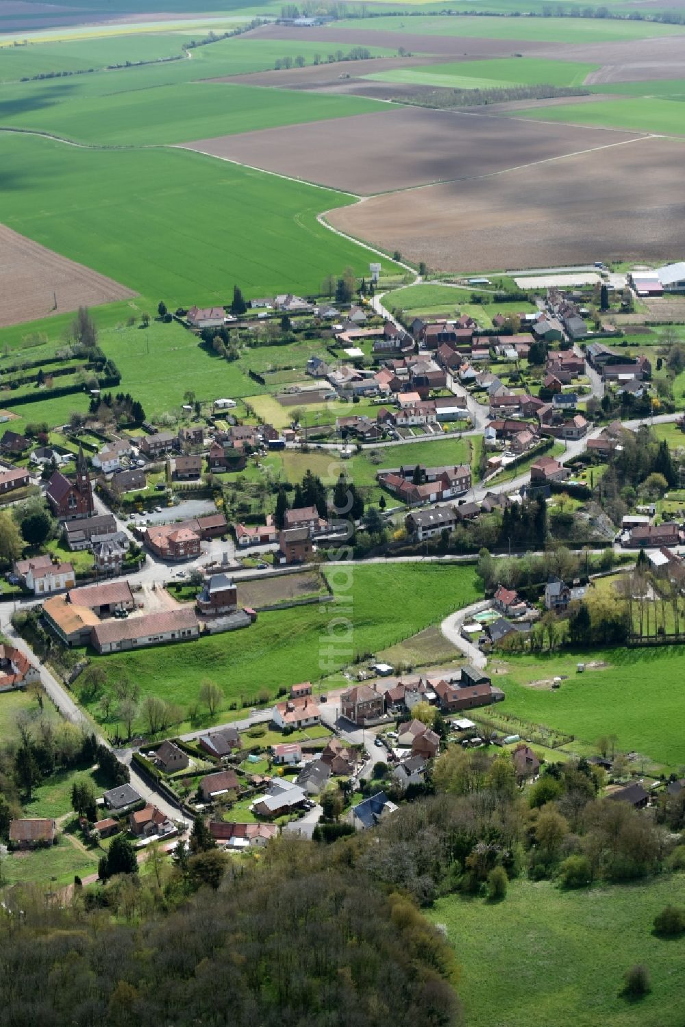 Luftaufnahme Ablain-Saint-Nazaire - Ortsansicht in Ablain-Saint-Nazaire in Nord-Pas-de-Calais Picardie, Frankreich