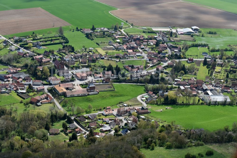 Ablain-Saint-Nazaire aus der Vogelperspektive: Ortsansicht in Ablain-Saint-Nazaire in Nord-Pas-de-Calais Picardie, Frankreich