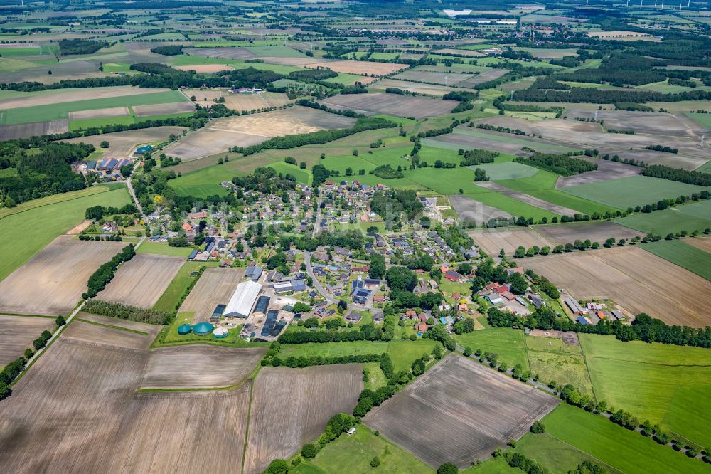 Ahlerstedt von oben - Ortsansicht in Ahlerstedt Kakerbeck im Bundesland Niedersachsen, Deutschland