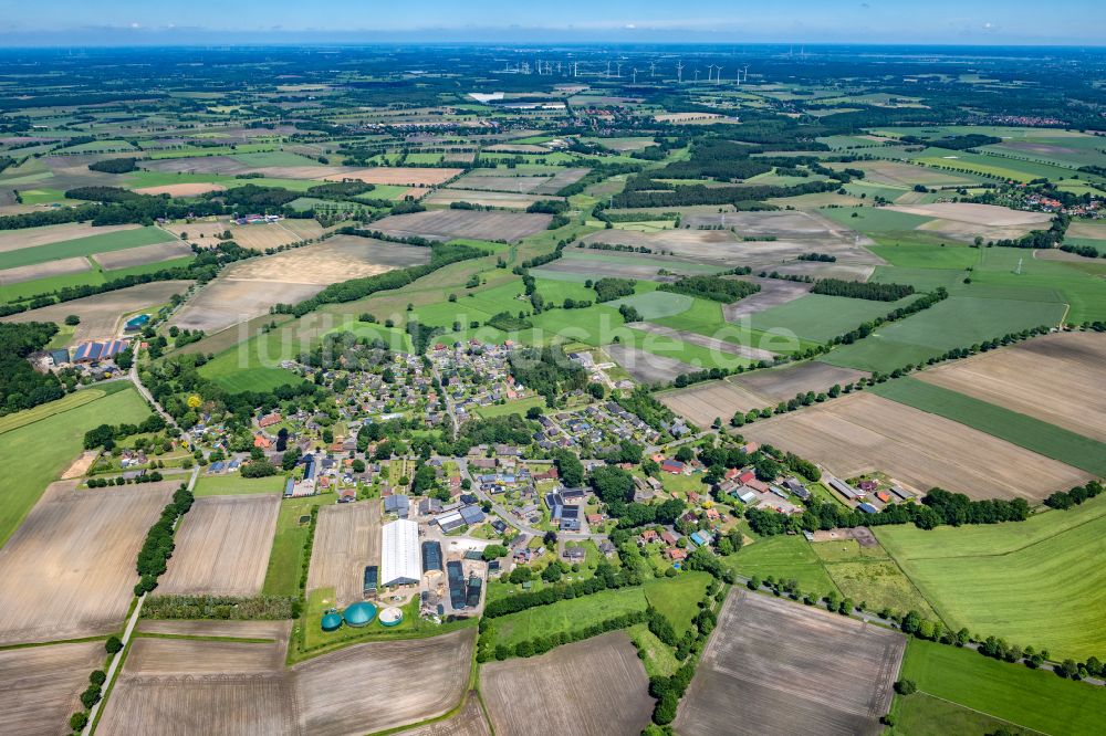 Ahlerstedt aus der Vogelperspektive: Ortsansicht in Ahlerstedt Kakerbeck im Bundesland Niedersachsen, Deutschland