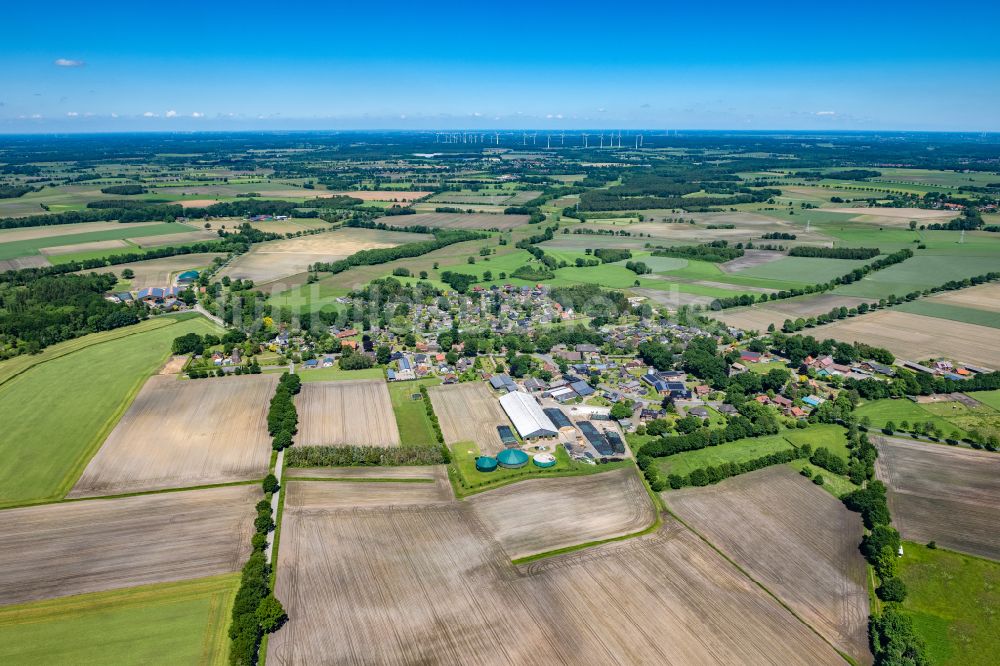 Luftaufnahme Ahlerstedt - Ortsansicht in Ahlerstedt Kakerbeck im Bundesland Niedersachsen, Deutschland