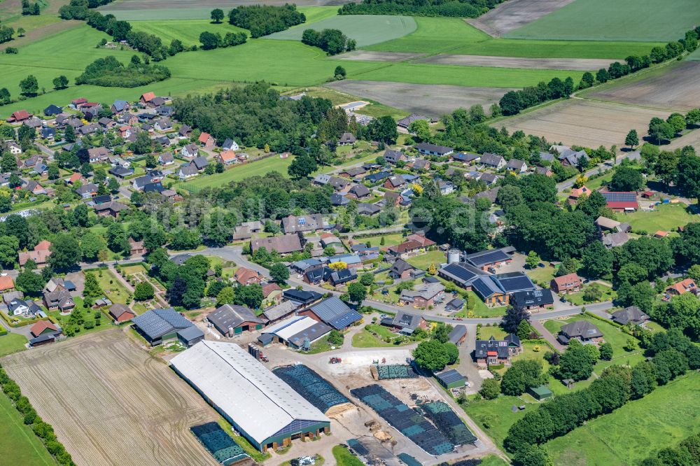 Ahlerstedt von oben - Ortsansicht in Ahlerstedt Kakerbeck im Bundesland Niedersachsen, Deutschland