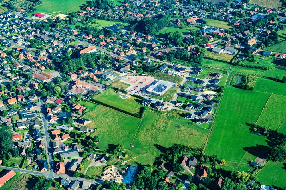 Ahlerstedt aus der Vogelperspektive: Ortsansicht in Ahlerstedt im Bundesland Niedersachsen, Deutschland