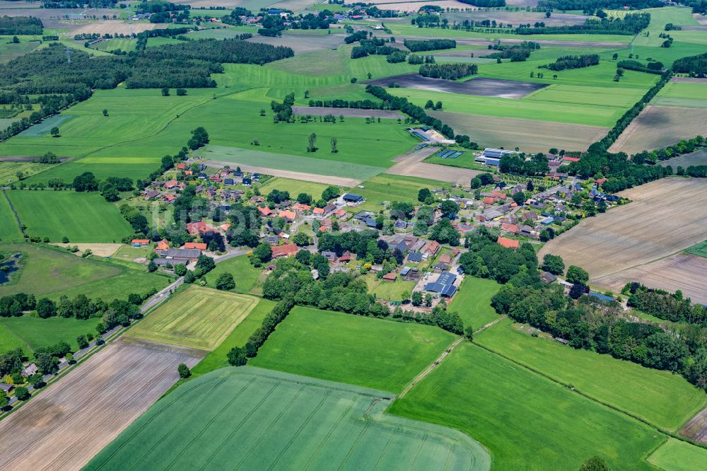 Ahlerstedt von oben - Ortsansicht in Ahlerstedt Oersdorf im Bundesland Niedersachsen, Deutschland