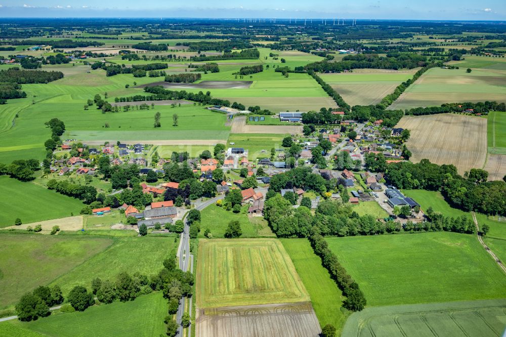 Ahlerstedt aus der Vogelperspektive: Ortsansicht in Ahlerstedt Oersdorf im Bundesland Niedersachsen, Deutschland