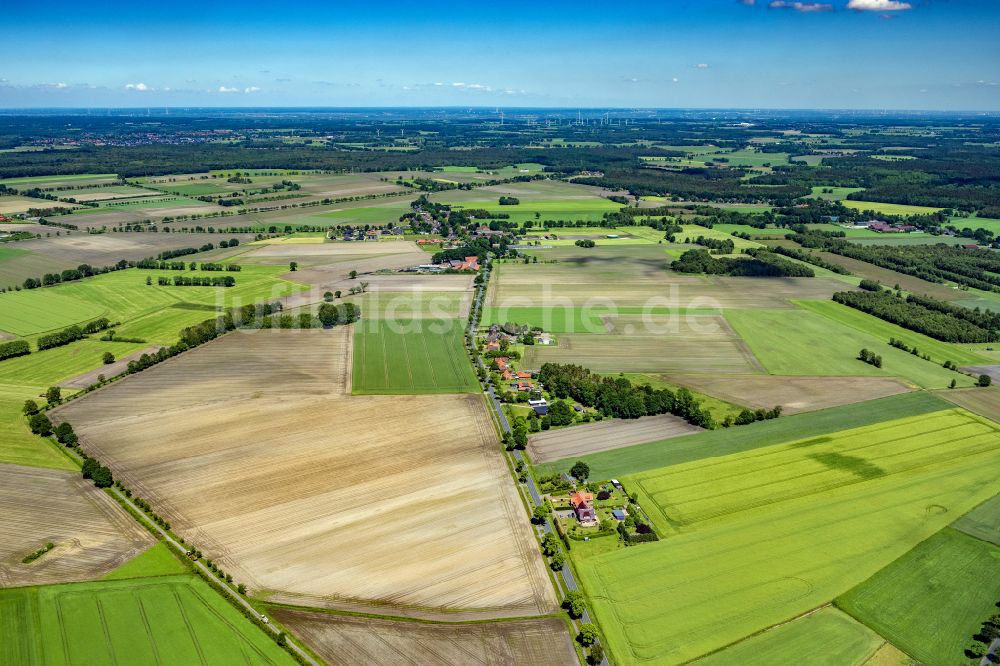 Ahlerstedt aus der Vogelperspektive: Ortsansicht in Ahrensmoor West im Bundesland Niedersachsen, Deutschland