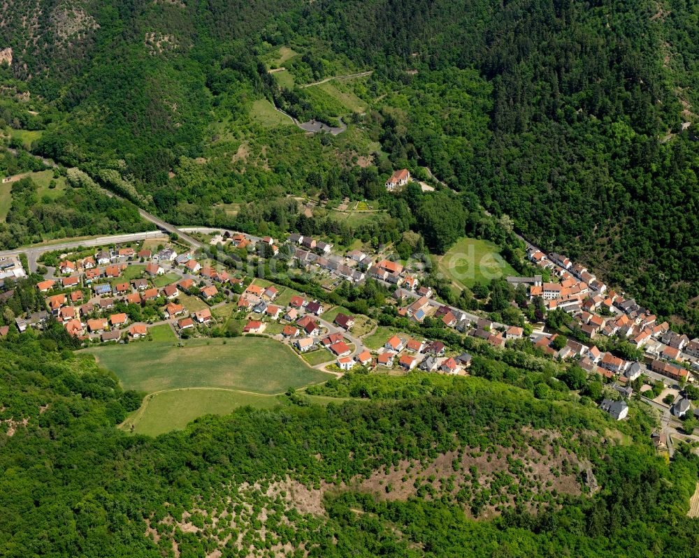 Altenbamberg von oben - Ortsansicht von Altenbamberg im Bundesland Rheinland-Pfalz