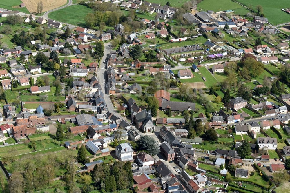 Ansauvillers aus der Vogelperspektive: Ortsansicht in Ansauvillers in Nord-Pas-de-Calais Picardie, Frankreich