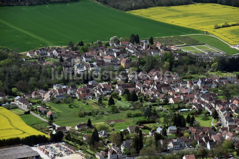 Luftbild Arcy-sur-Cure - Ortsansicht in Arcy-sur-Cure in Bourgogne Franche-Comté, Frankreich