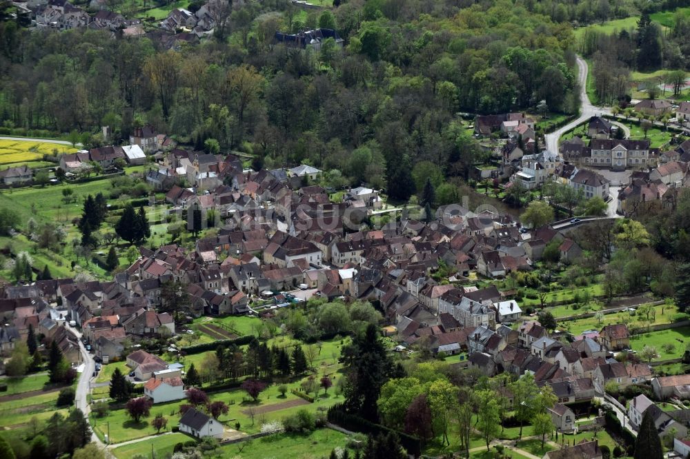 Luftaufnahme Arcy-sur-Cure - Ortsansicht in Arcy-sur-Cure in Bourgogne Franche-Comté, Frankreich