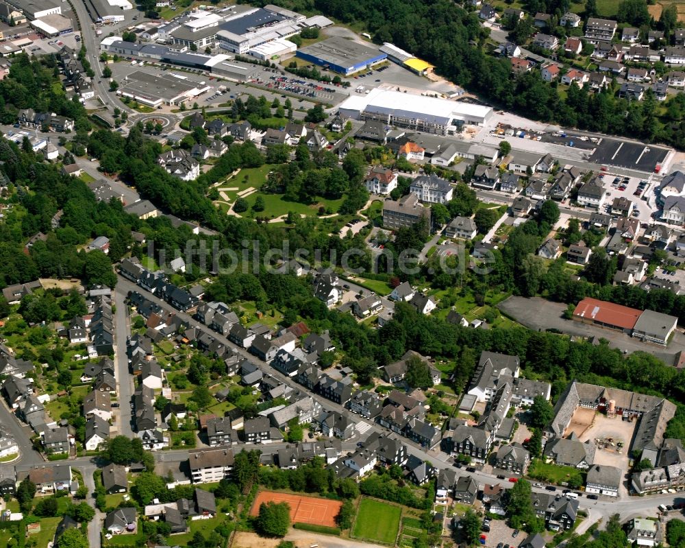 Luftaufnahme Bad Berleburg - Ortsansicht in Bad Berleburg im Bundesland Nordrhein-Westfalen, Deutschland