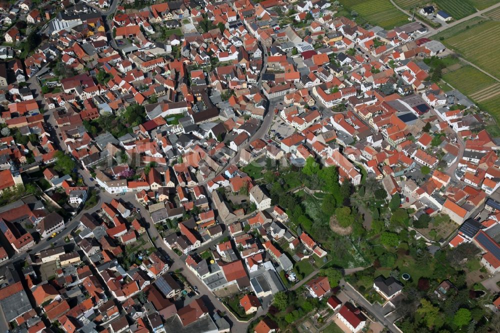 Luftaufnahme Bechtheim - Ortsansicht von Bechtheim ist eine Ortsgemeinde im Landkreis Alzey-Worms in Rheinland-Pfalz