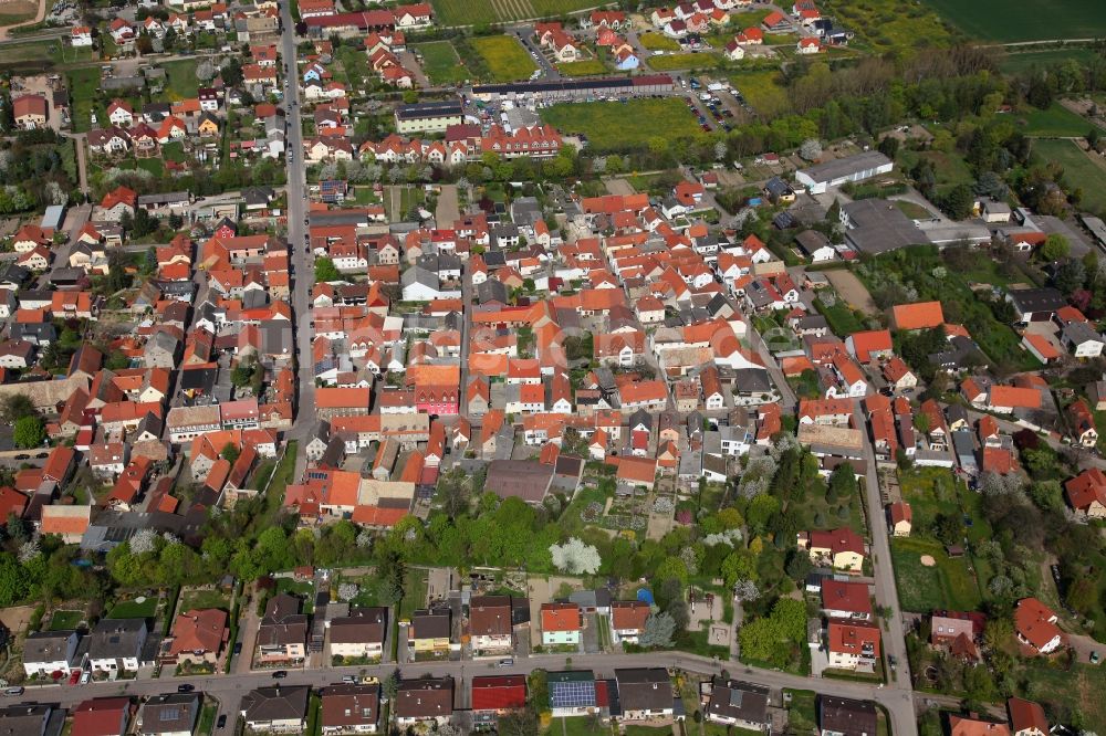 Bechtolsheim aus der Vogelperspektive: Ortsansicht von Bechtolsheim im VBG Alzey-Land im Bundesland Rheinland-Pfalz