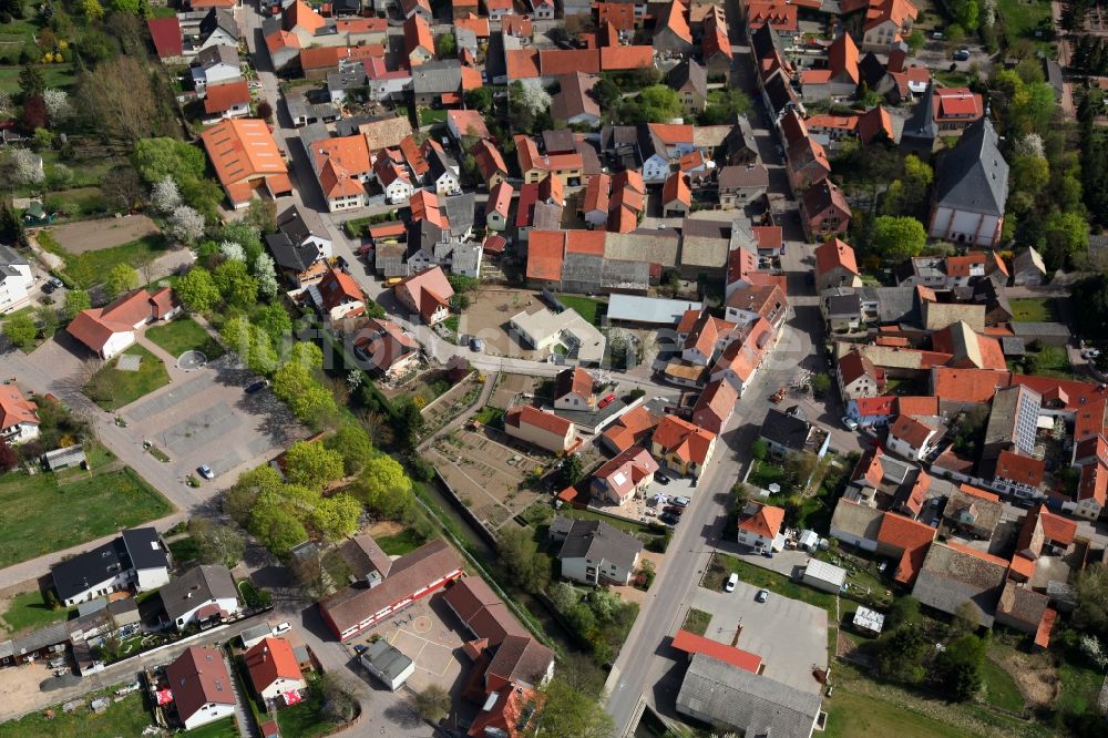 Bechtolsheim von oben - Ortsansicht von Bechtolsheim im VBG Alzey-Land im Bundesland Rheinland-Pfalz