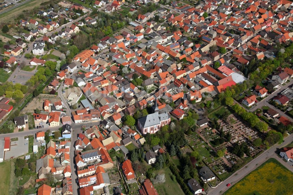 Luftbild Bechtolsheim - Ortsansicht von Bechtolsheim im VBG Alzey-Land im Bundesland Rheinland-Pfalz