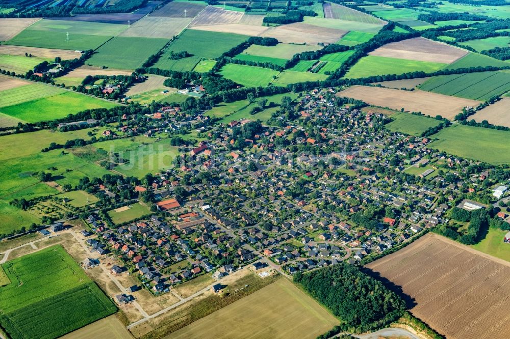 Beckdorf aus der Vogelperspektive: Ortsansicht in Beckdorf im Bundesland Niedersachsen, Deutschland