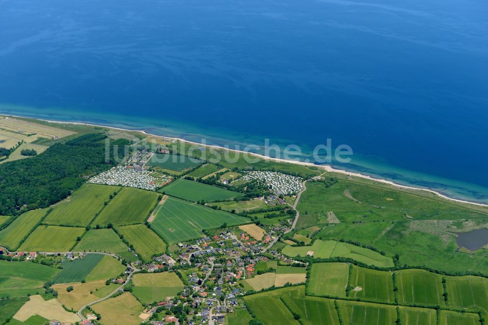 Luftaufnahme Behrensdorf - Ortsansicht von Behrensdorf an der Ostsee im Bundesland Schleswig-Holstein