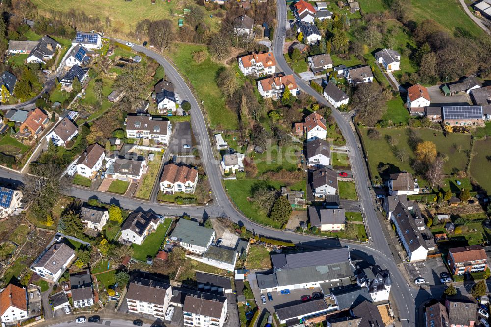 Luftaufnahme Fröndenberg/Ruhr - Ortsansicht im Bereich der Eulenstraße - Ostbürener Straße in Fröndenberg/Ruhr im Bundesland Nordrhein-Westfalen, Deutschland