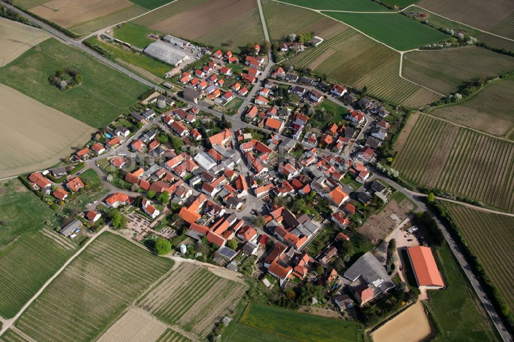 Bermersheim vor der Höhe von oben - Ortsansicht von Bermersheim vor der Höhe im Bundesland Rheinland-Pfalz