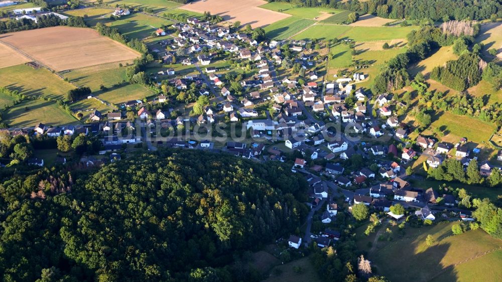 Bitze aus der Vogelperspektive: Ortsansicht in Bitze im Bundesland Nordrhein-Westfalen, Deutschland