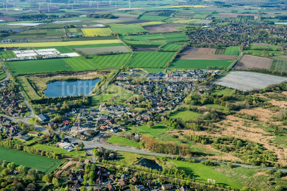 Bliedersdorf von oben - Ortsansicht in Bliedersdorf Postmoor im Bundesland Niedersachsen, Deutschland