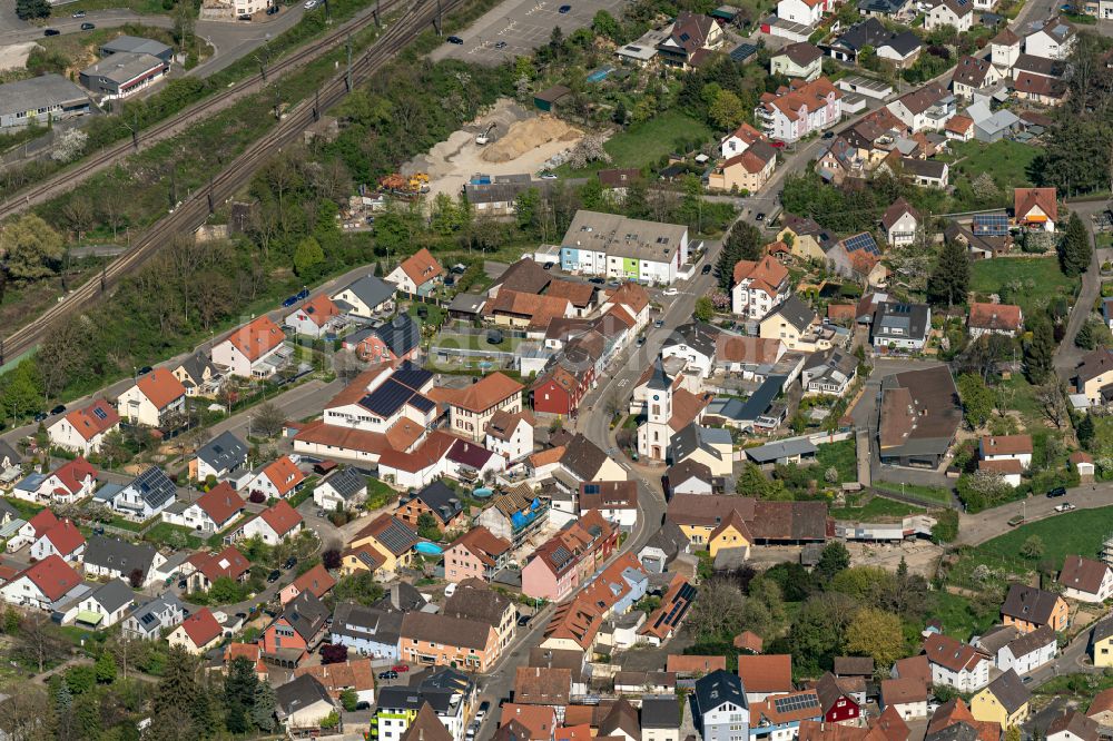 Luftaufnahme Bretten - Ortsansicht in Bretten im Bundesland Baden-Württemberg, Deutschland