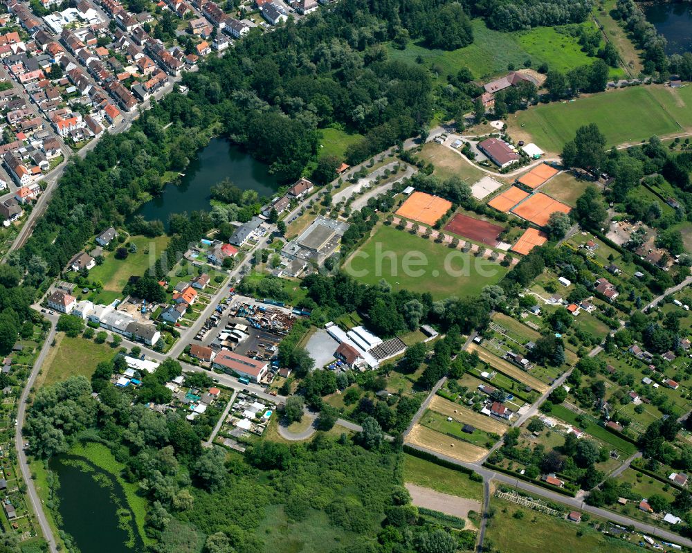 Daxlanden aus der Vogelperspektive: Ortsansicht in Daxlanden im Bundesland Baden-Württemberg, Deutschland