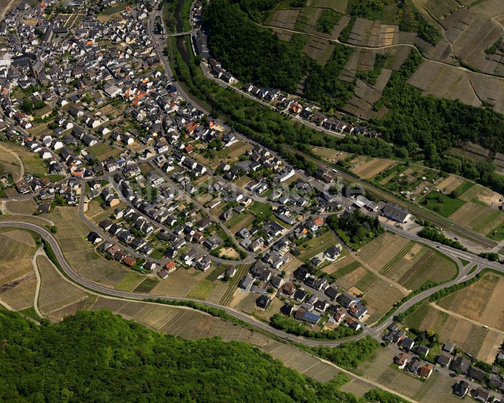 Dernau aus der Vogelperspektive: Ortsansicht von Dernau im Bundesland Rheinland-Pfalz