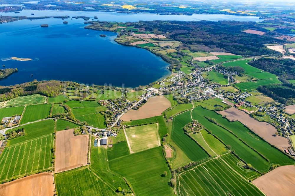 Dersau von oben - Ortsansicht Dersau am Plöner See im Bundesland Schleswig-Holstein, Deutschland