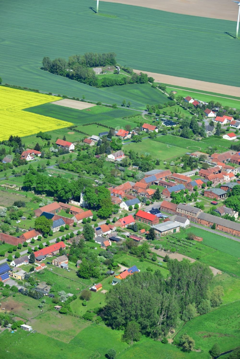 Luftbild Kötzlin - Ortsansicht vom Dorf Kötzlin im Bundesland Brandenburg