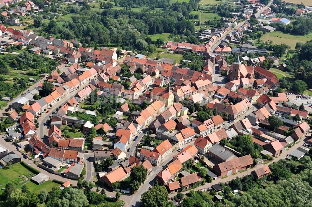 Lenzen von oben - Ortsansicht und Dorfkern von Lenzen in der Prignitz im Bundesland Brandenburg