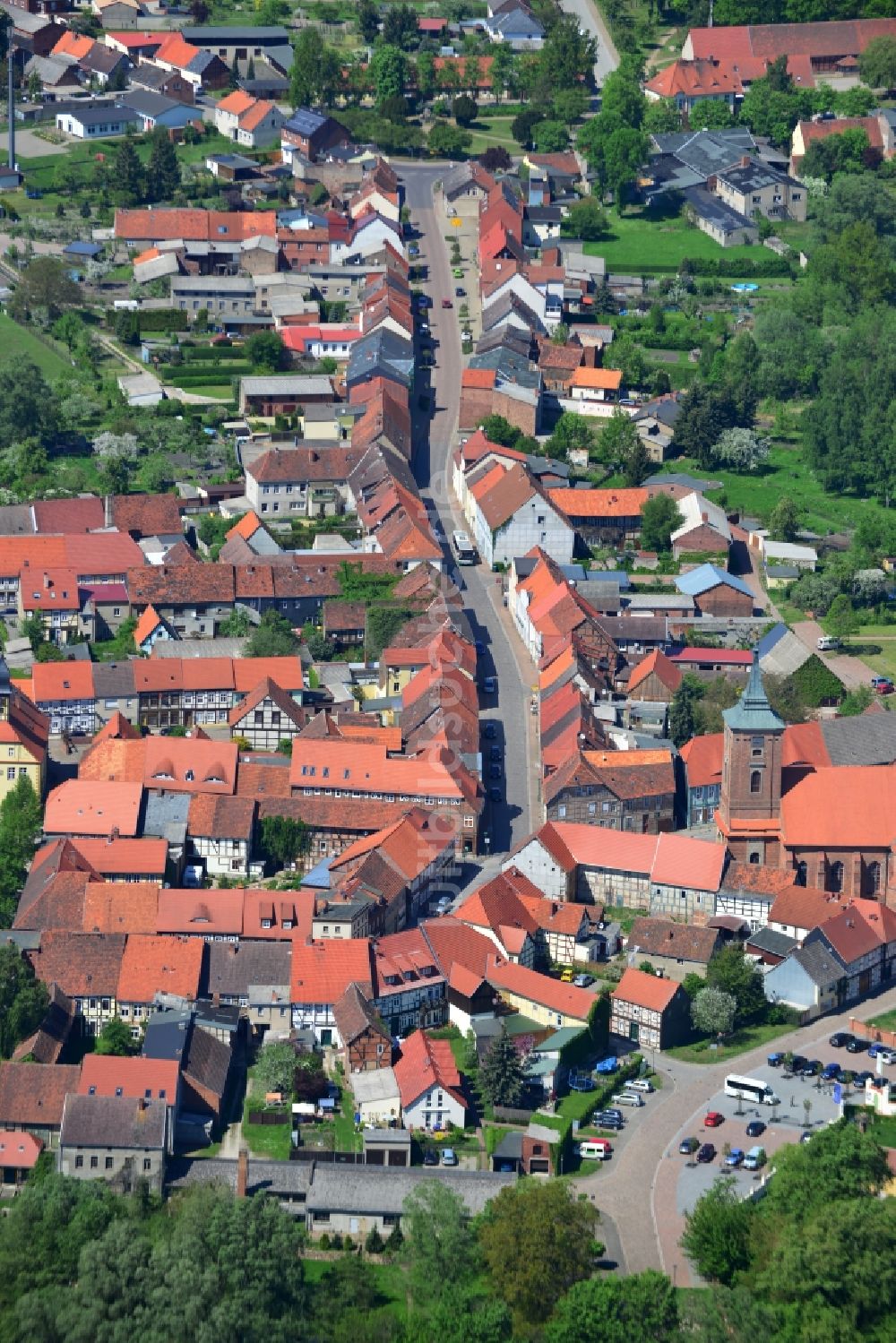 Luftaufnahme Lenzen - Ortsansicht und Dorfkern von Lenzen in der Prignitz im Bundesland Brandenburg