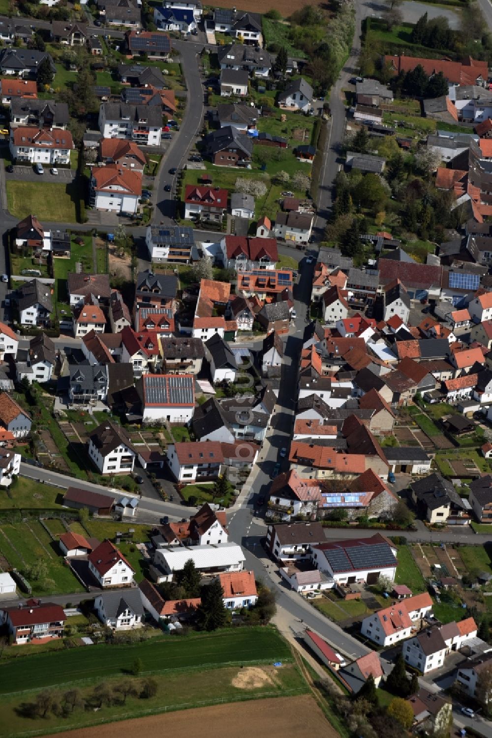 Dornholzhausen von oben - Ortsansicht in Dornholzhausen im Bundesland Hessen