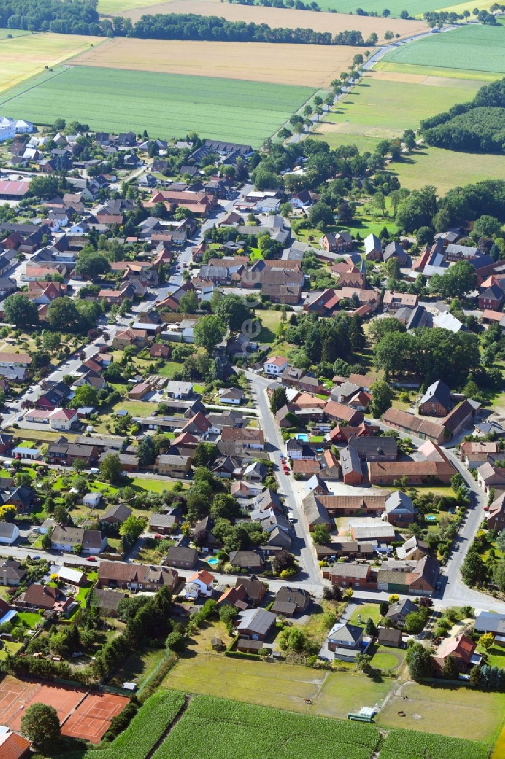 Ehra-Lessien aus der Vogelperspektive: Ortsansicht in Ehra-Lessien im Bundesland Niedersachsen, Deutschland