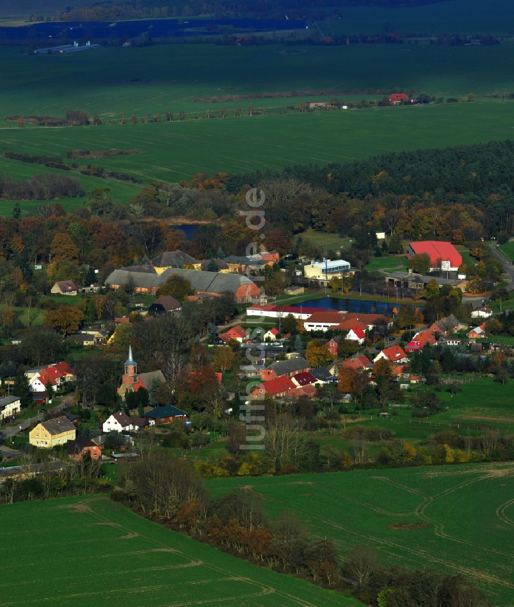 Friedland Eichhorst von oben - Ortsansicht von Eichhorst in Friedland im Bundesland Mecklenburg-Vorpommern