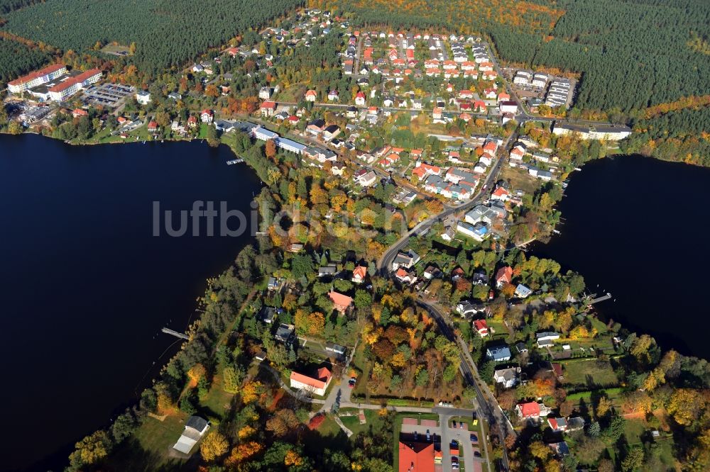 Luftbild Grünheide - Ortsansicht Einfamilienhaus - Wohngebiete am Ufer des Werlsee in Grünheide im Bundesland Brandenburg