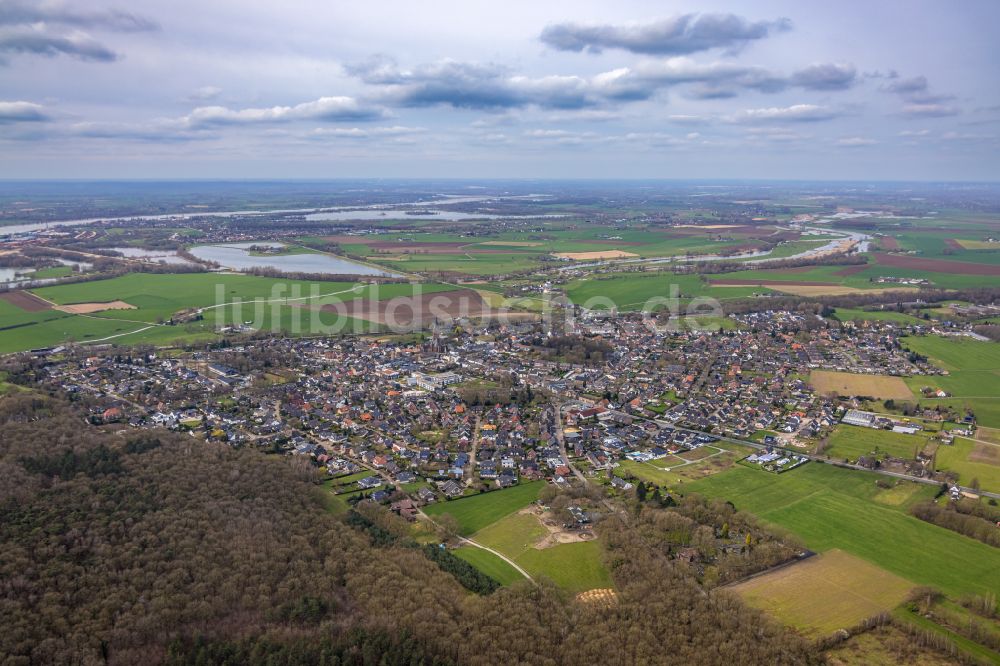 Elten aus der Vogelperspektive: Ortsansicht in Elten im Bundesland Nordrhein-Westfalen, Deutschland