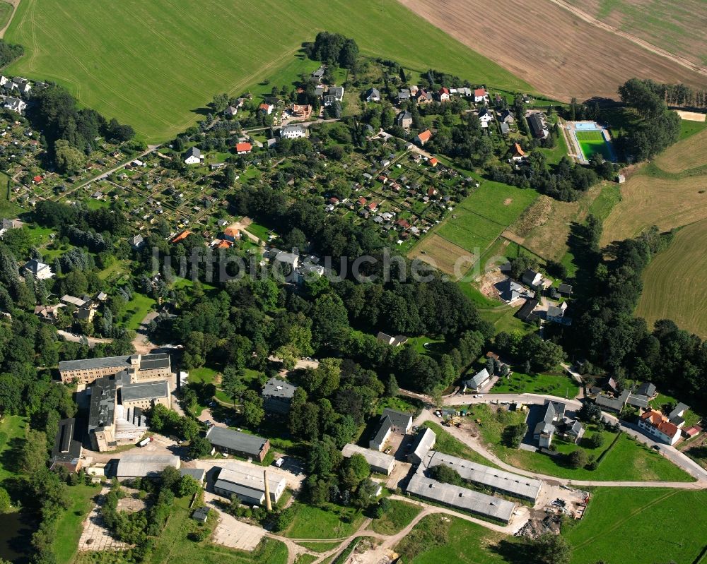 Luftbild Hainichen - Ortsansicht entlang der Straße Am Bad in Hainichen im Bundesland Sachsen, Deutschland