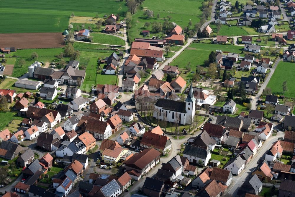 Erkeln aus der Vogelperspektive: Ortsansicht in Erkeln im Bundesland Nordrhein-Westfalen