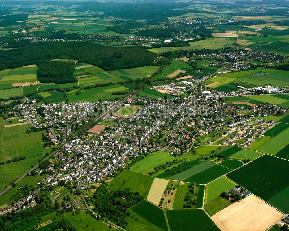 Eschhofen aus der Vogelperspektive: Ortsansicht in Eschhofen im Bundesland Hessen, Deutschland